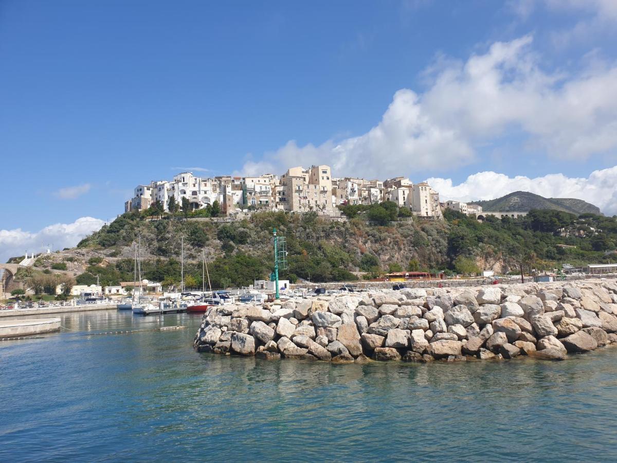 La Villa Fronte Spiaggia Bandiera Blu Сперлонга Екстериор снимка